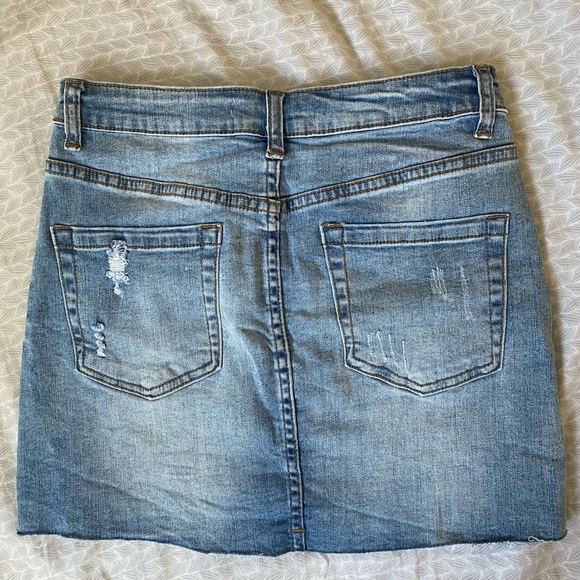 Angel’s Kiss Denim Mini Skirt - Picture 4 of 4